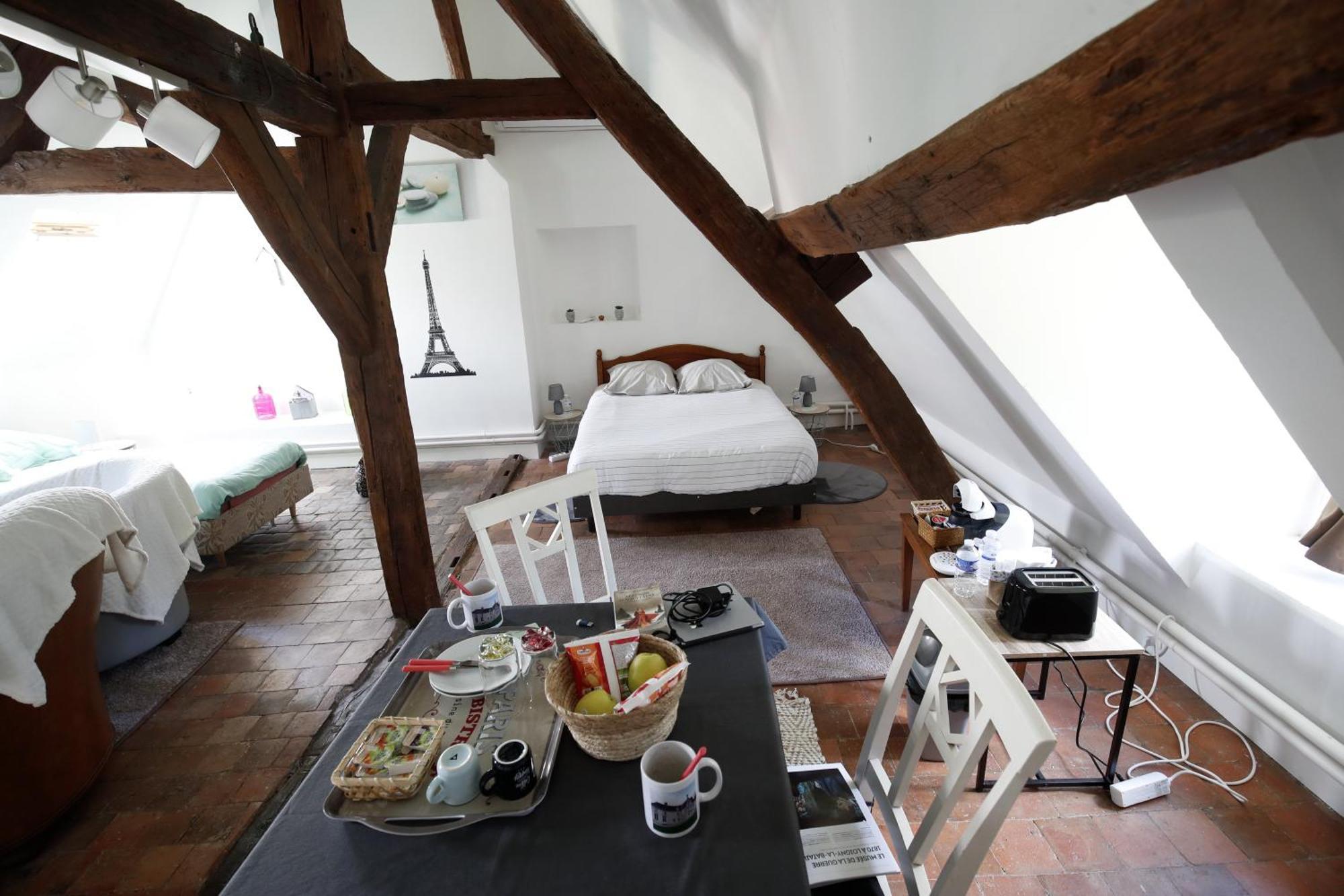 Chambres D'Hotes Chez Sylvie Donnemain-Saint-Mames Exterior foto